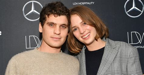 maya hawke partner|Who Is Maya Hawkes Rumored Boyfriend, Spencer。